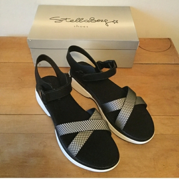NWB Stella Berg Athleisure Sandals Sz 11 - Picture 3 of 4